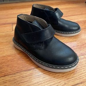 Toddler boy size 8 Johnston and Murphy McGuffey Chukka Boot Black